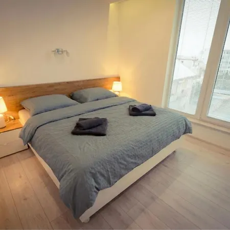 Apartamento Exkluzívny Penthouse 145 M2 S Panoramatickou Strešnou Terasou 130 M2