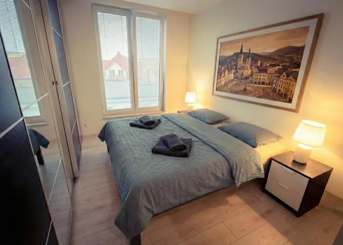 Exkluzívny Penthouse 145 M2 S Panoramatickou Strešnou Terasou 130 M2 * Žilina