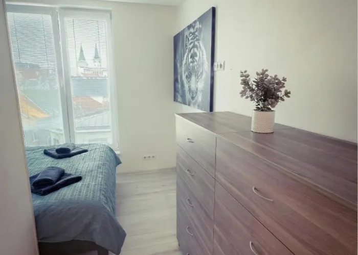 Apartamento Exkluzívny Penthouse 145 M2 S Panoramatickou Strešnou Terasou 130 M2 *