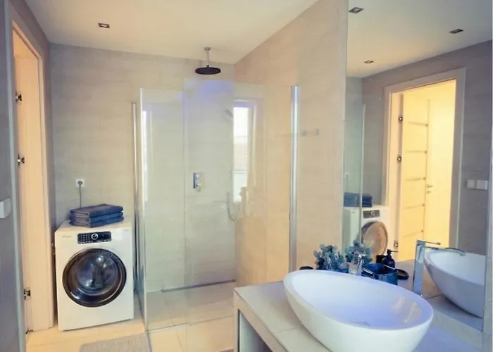 Exkluzívny Penthouse 145 M2 S Panoramatickou Strešnou Terasou 130 M2 Apartamento Žilina